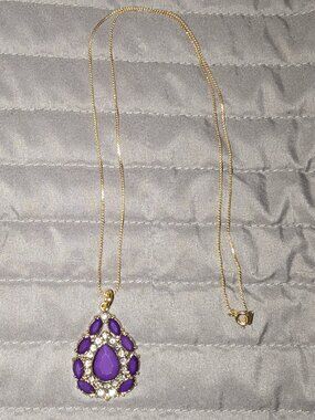 $1 with Bundle ~ Purple Statement Pendant Necklace 6563